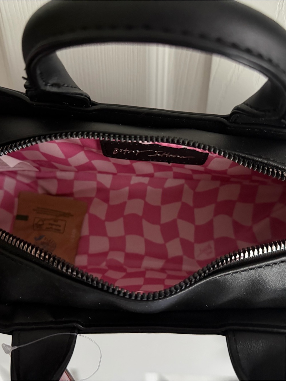 “Bone to be Wild” Betsey Johnson Dachshund Halloween Bag - Picture 3 of 6
